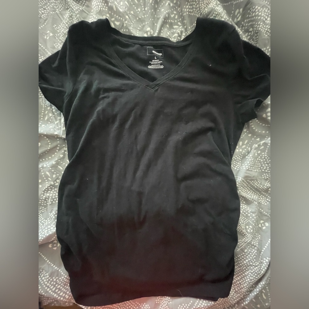 LIKE NEW Sonoma Maternity Tee